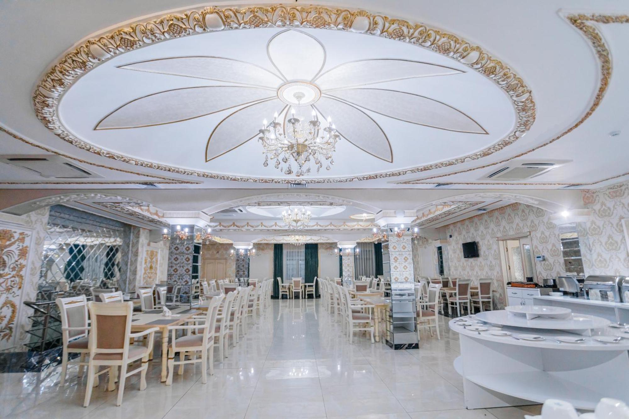 Grand Hotel Sogdiana Samarkand Eksteriør billede